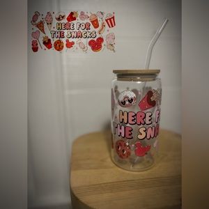 New glass cup & straw